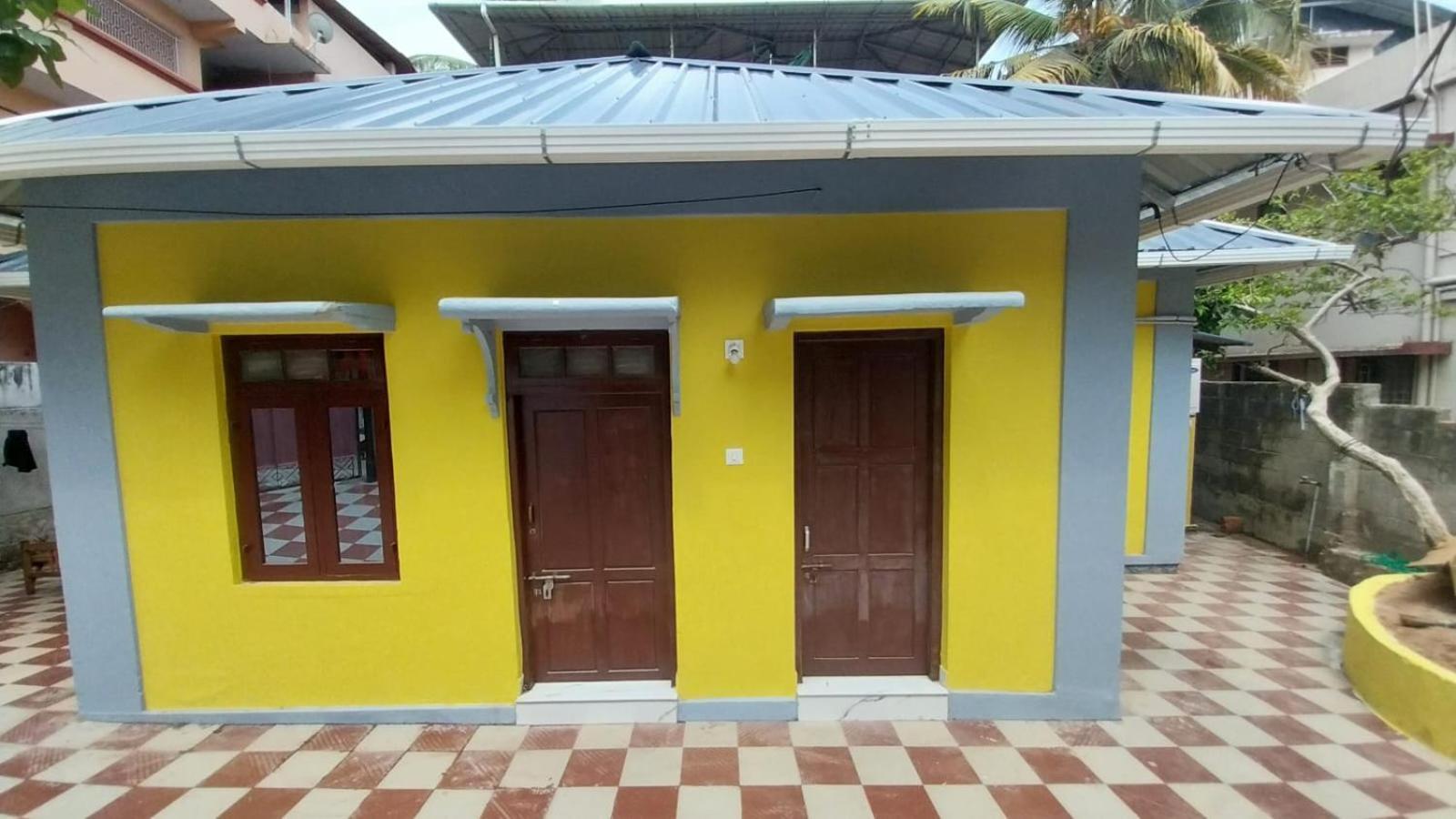 Hostel Gandhi Thiruvananthapuram Extérieur photo